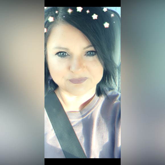 Meet your Posher, Tracey - Picture 1 of 1